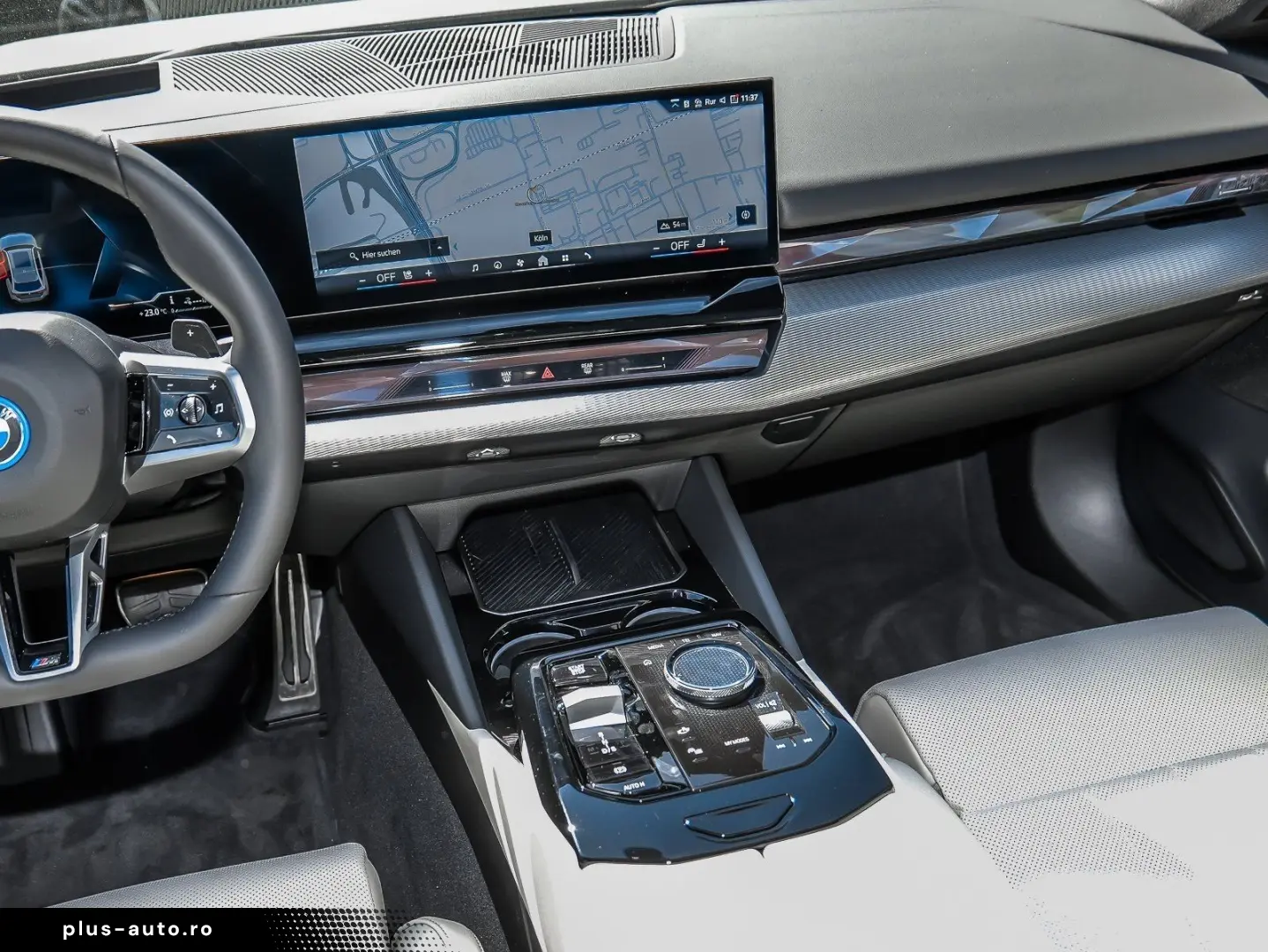 BMW 550e xDrive Touring M Sport HUD PANO ACC AHK LM