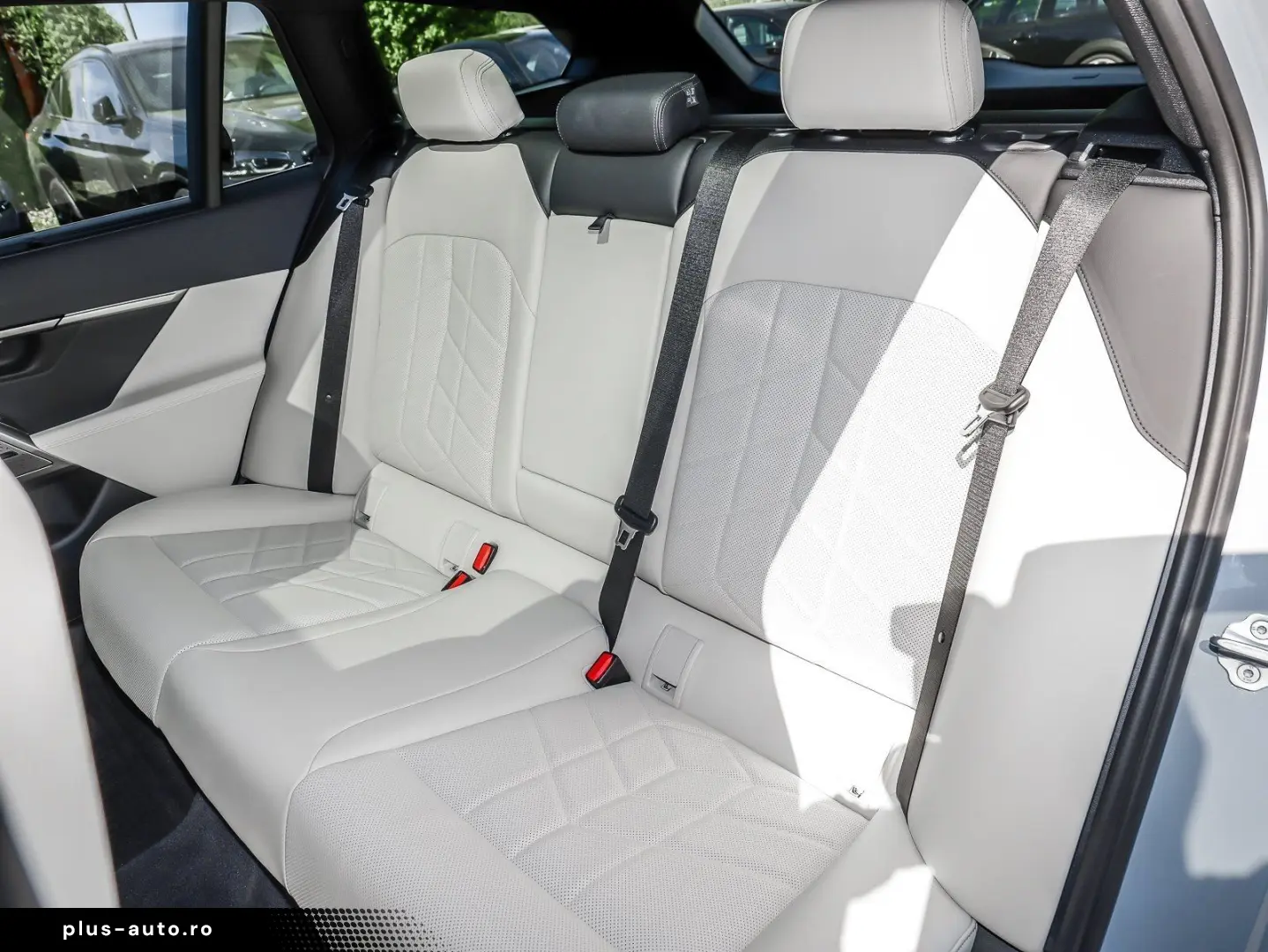 BMW 550e xDrive Touring M Sport HUD PANO ACC AHK LM