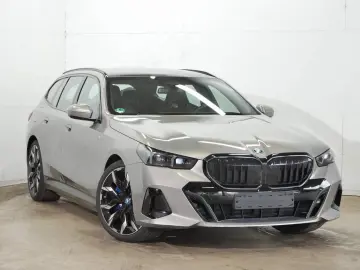 BMW 550e xDrive Touring M SPORTPAKET PRO 21 ALU PANO
