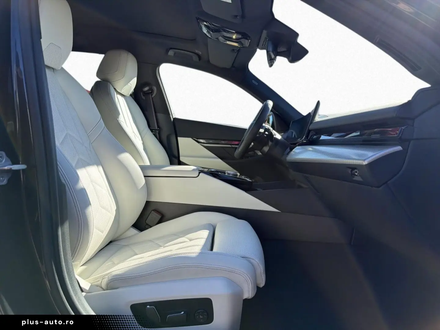 BMW 550e xDr T M SPORT PRO B&W Pano AHK Autobahn 360