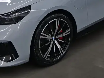 BMW 550e xDrive M-SportPro AHK Bowers&Wilkins Iconic
