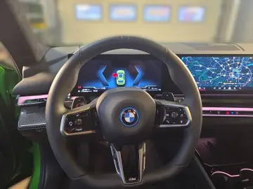 BMW 550e xDrive Individual M-Sport-Pro Bowers&Wilkin