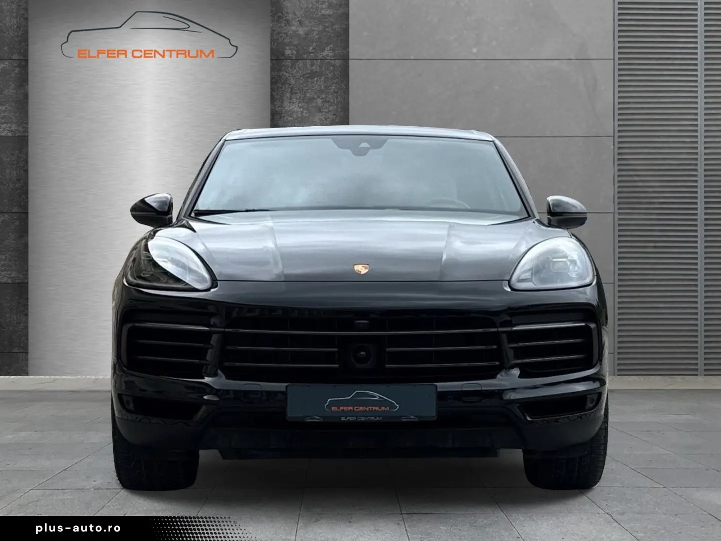 PORSCHE Cayenne Platinum Edition BOSE LED Pano 21