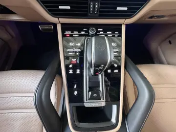 PORSCHE Cayenne S Coupe Platinum Edition ACC SAGA CHRONO