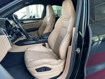 PORSCHE Cayenne S Coupe Platinum Edition ACC SAGA CHRONO