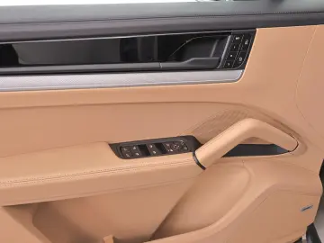 PORSCHE Cayenne Coupe S