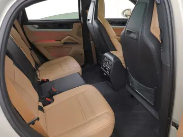 PORSCHE Cayenne Coupe S
