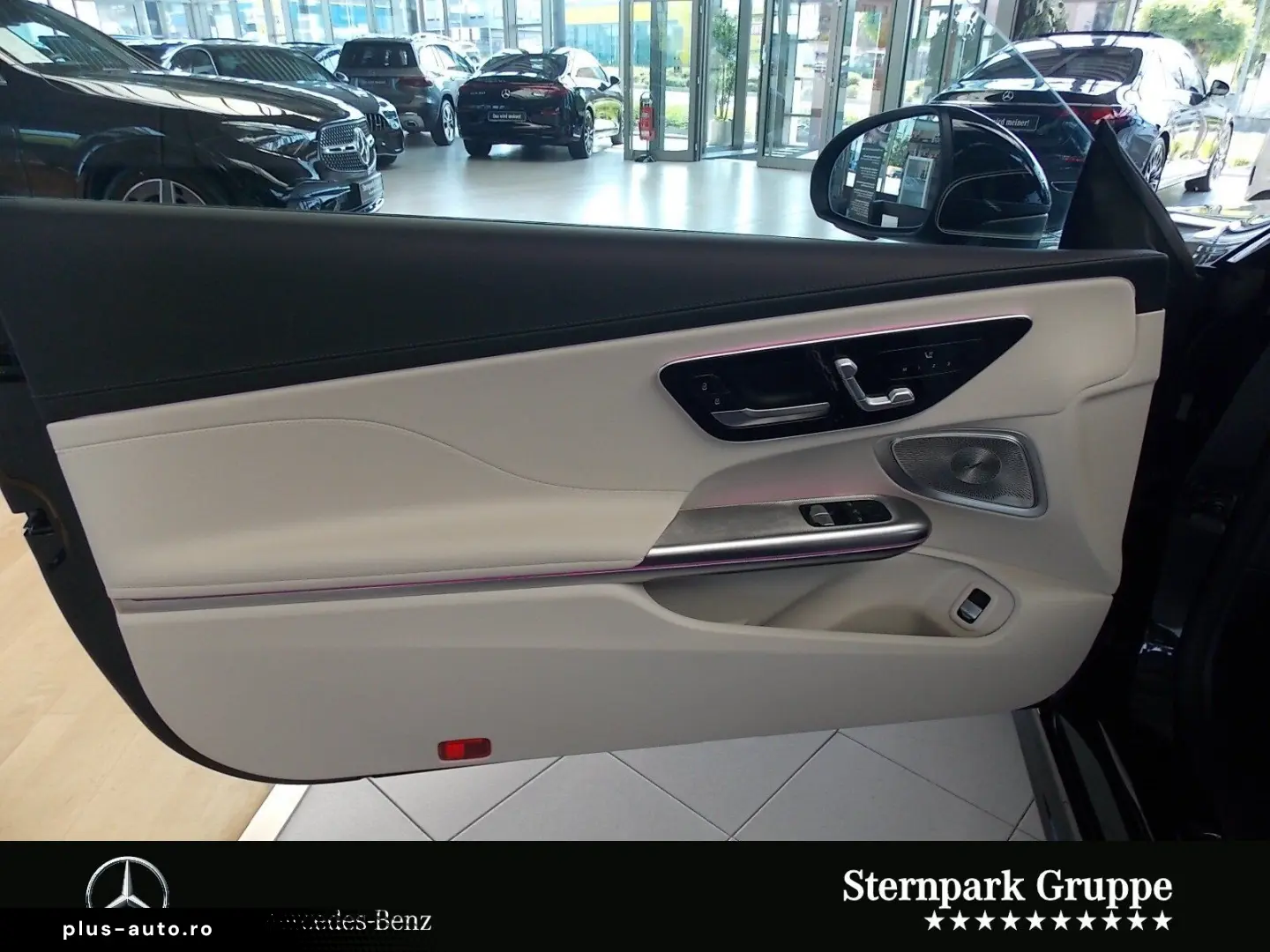 MERCEDES-BENZ CLE300 4M AMG Night Pano Sthz.19 Burm.Digi.360