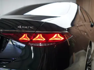 Mercedes-Benz S500L 4Matic AMG   Fond    Airmatic
