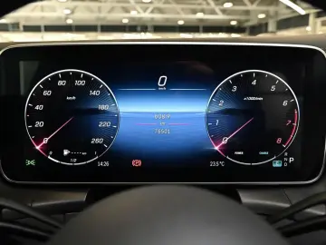 MERCEDES-BENZ GLC 300 4MATIC AMG Premium NIGHT AHK P…