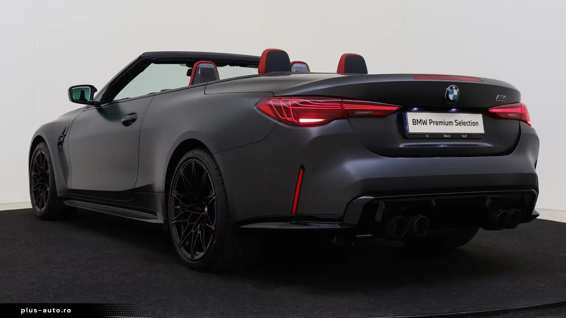 BMW M4 Cabrio xDrive High Executive Competition car