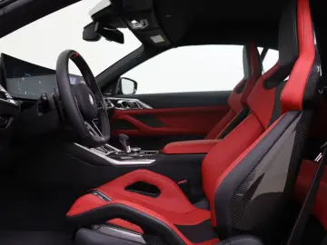 BMW M4 Cabrio xDrive High Executive Competition car
