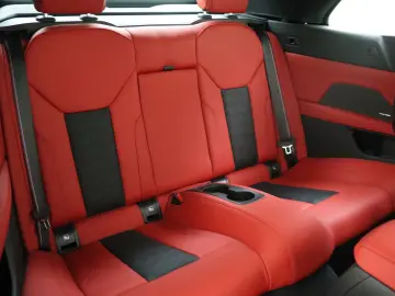BMW M4 Cabrio xDrive High Executive Competition car