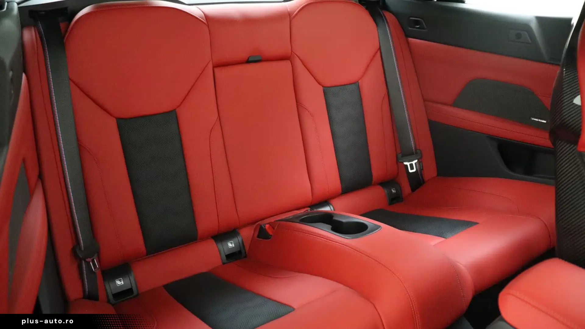 BMW M4 Cabrio xDrive High Executive Competition car