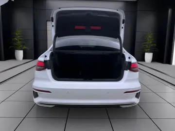 AUDI A3 Limousine 30 TDI ADVANCED NAVI KAMERA HuD SIT