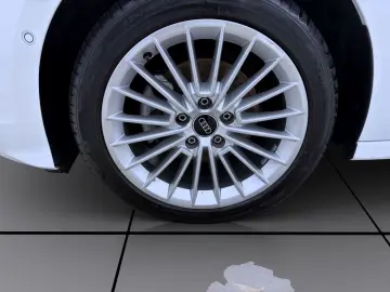 AUDI A3 Limousine 30 TDI ADVANCED NAVI KAMERA HuD SIT