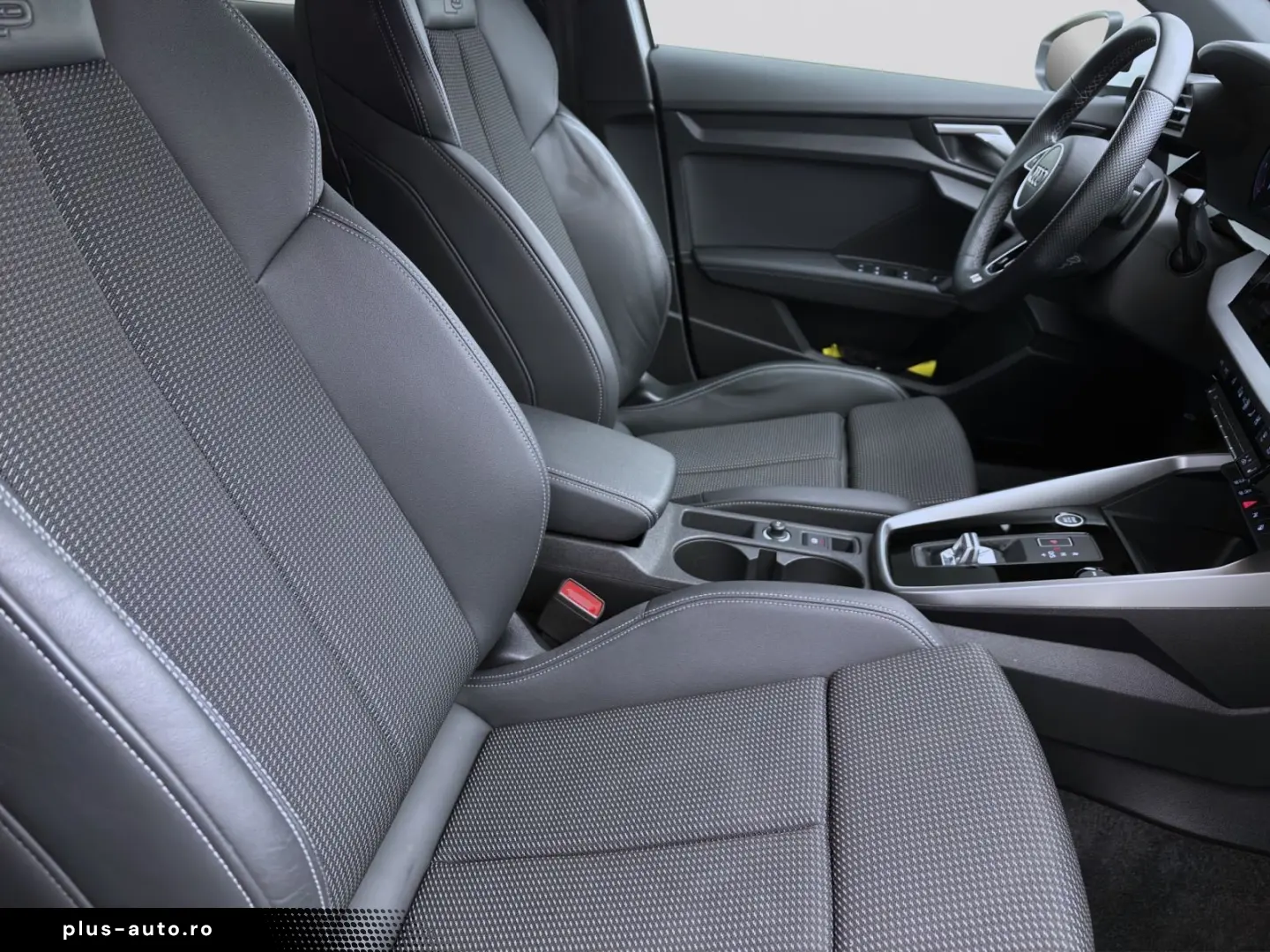 AUDI A3 Limousine 30 TDI ADVANCED NAVI KAMERA HuD SIT