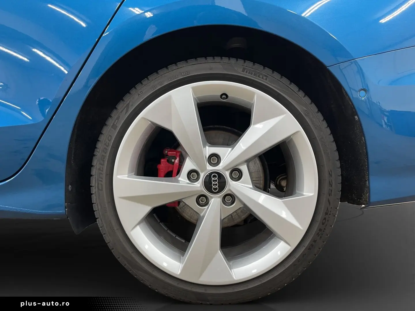 AUDI A3 Limousine 35 TFSI advanced AHK Matrix LM 18