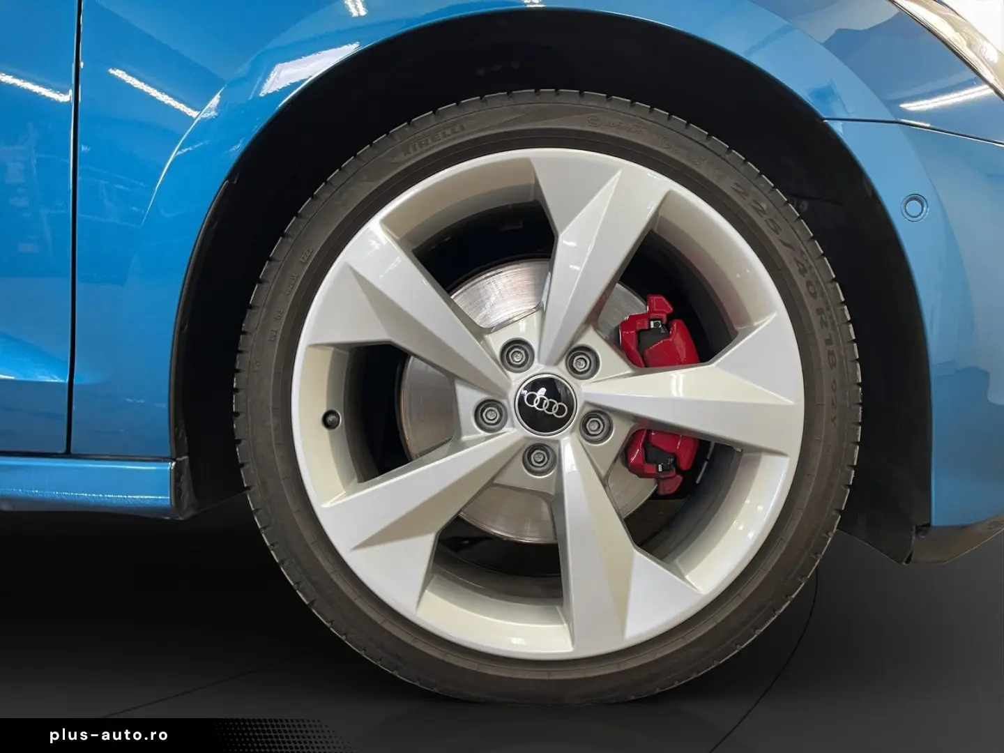 AUDI A3 Limousine 35 TFSI advanced AHK Matrix LM 18