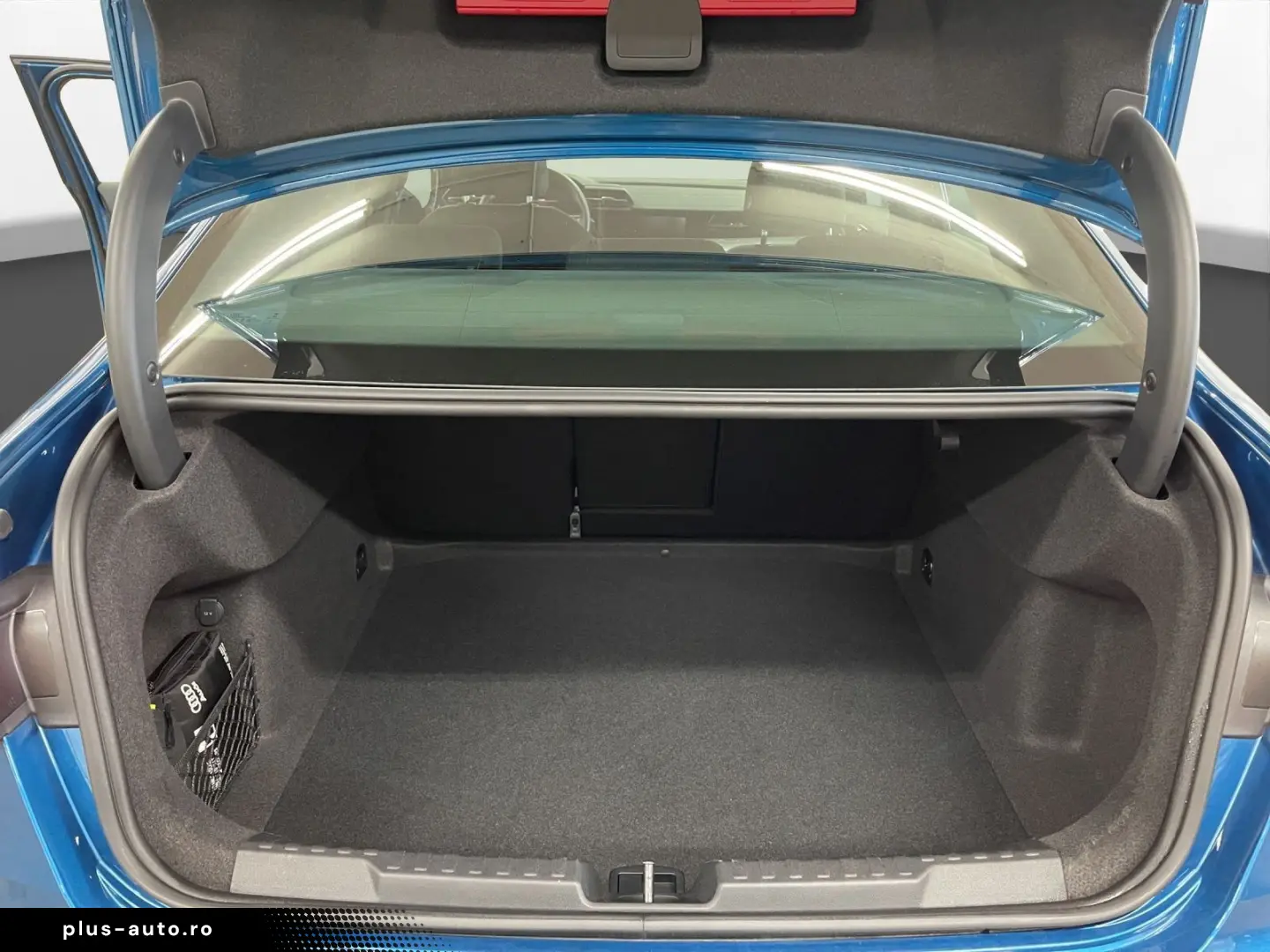 AUDI A3 Limousine 35 TFSI advanced AHK Matrix LM 18