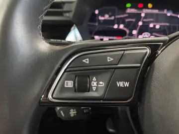 AUDI A3 Limousine 35 TFSI advanced AHK Matrix LM 18
