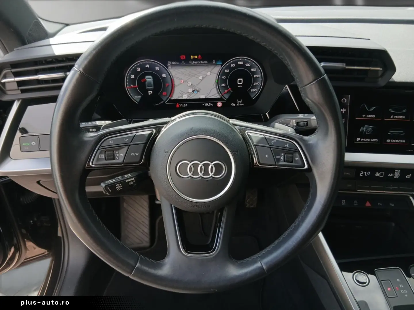 AUDI A3 Lim. 30 TFSI Adv. S tronic  ACC NAV  R-CAM