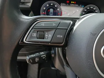AUDI A3 Lim. 30 TFSI Adv. S tronic  ACC NAV  R-CAM