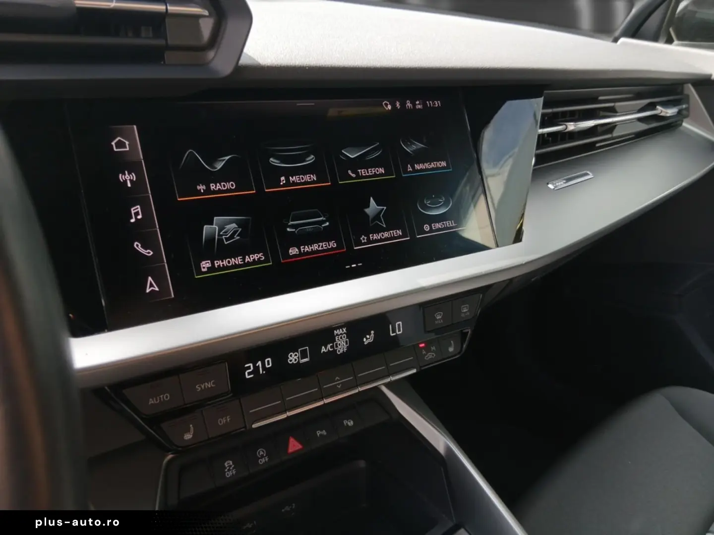 AUDI A3 Lim. 30 TFSI Adv. S tronic  ACC NAV  R-CAM
