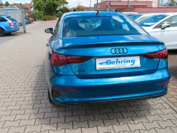 AUDI A3 30 TFSI Limo S-Tronic. Advanced