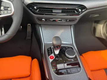 BMW M4 Competition Cabrio M Dirver's Package