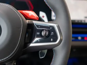 BMW M5 Touring 360  PANO LED
