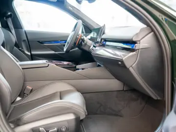 BMW M5 Touring 360  PANO LED