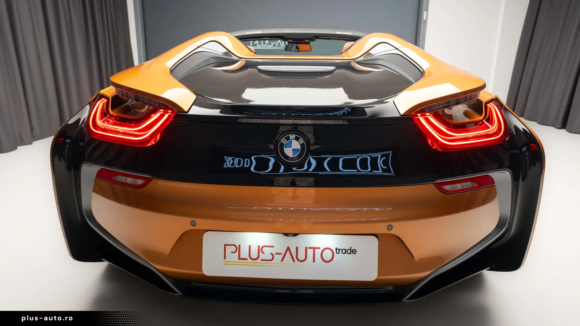 BMW i8