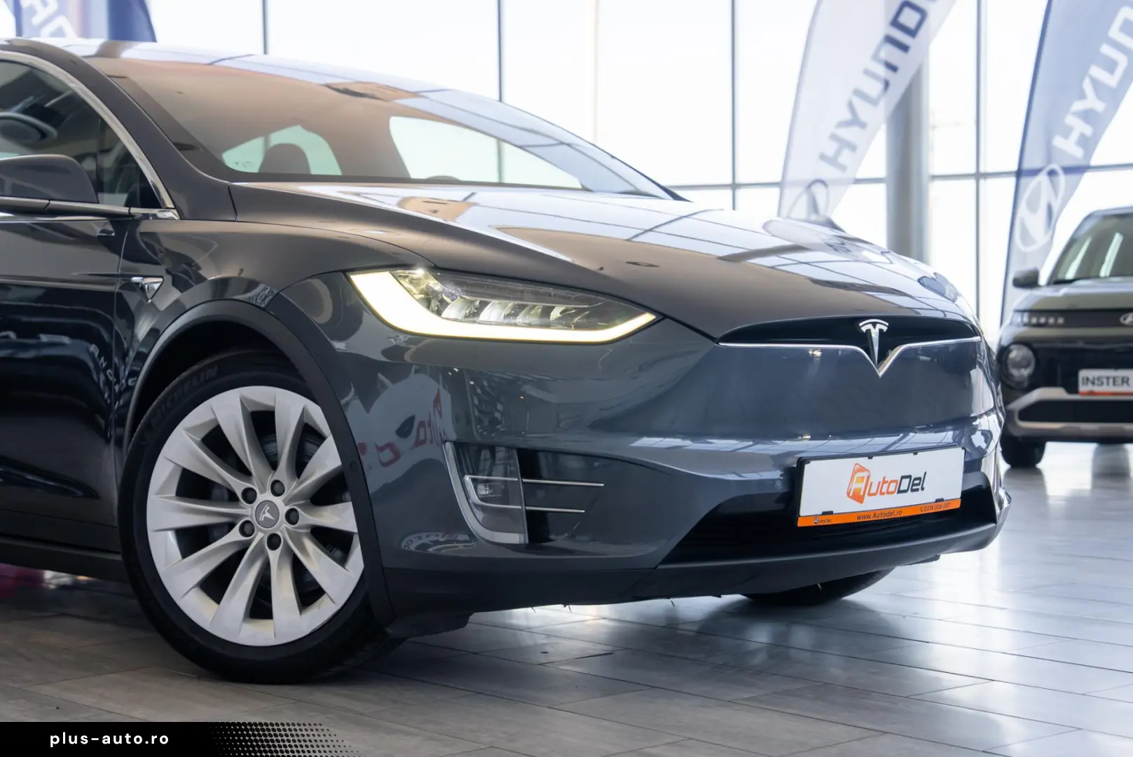 Tesla Model X Long Range