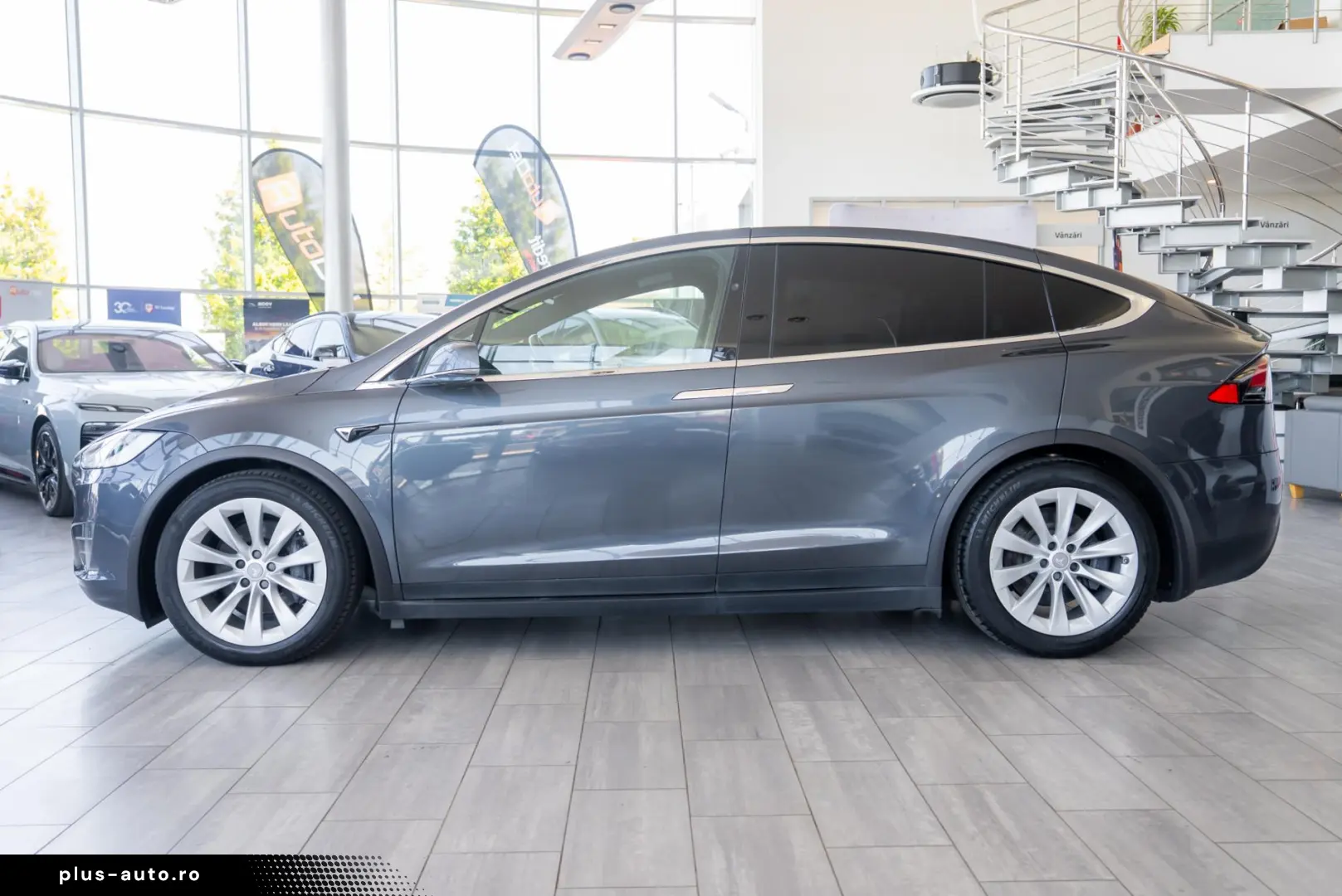 Tesla Model X Long Range