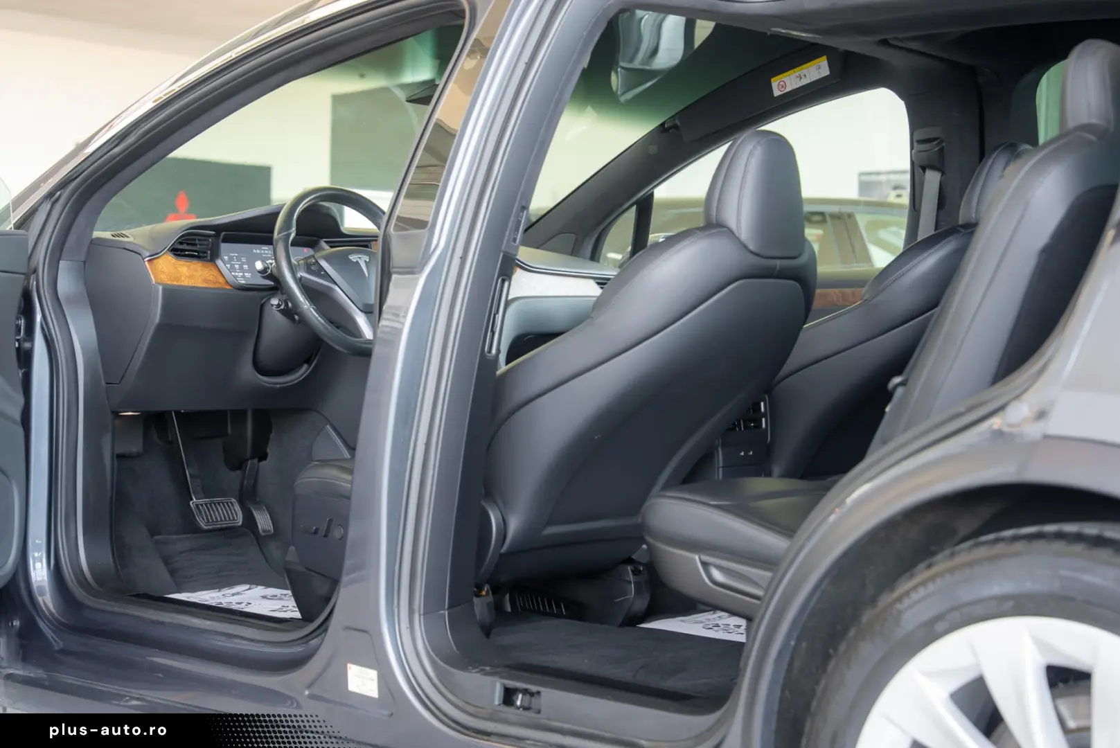 Tesla Model X Long Range