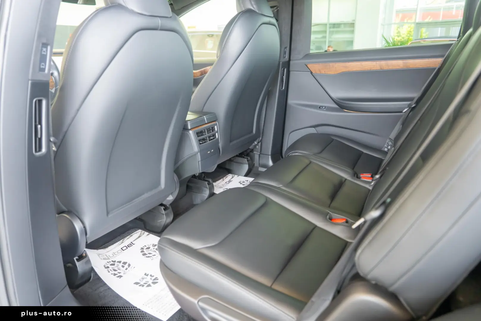 Tesla Model X Long Range