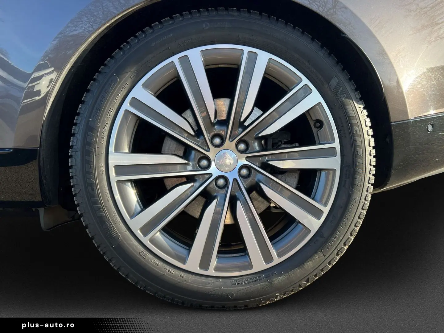 LAND ROVER Range Rover P530 HSE Park-Assistent HUD Luftfede
