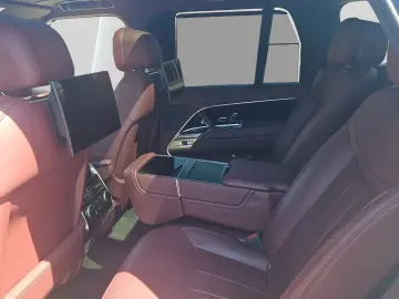 LAND ROVER Range Rover 4.4 P530 Autobiography
