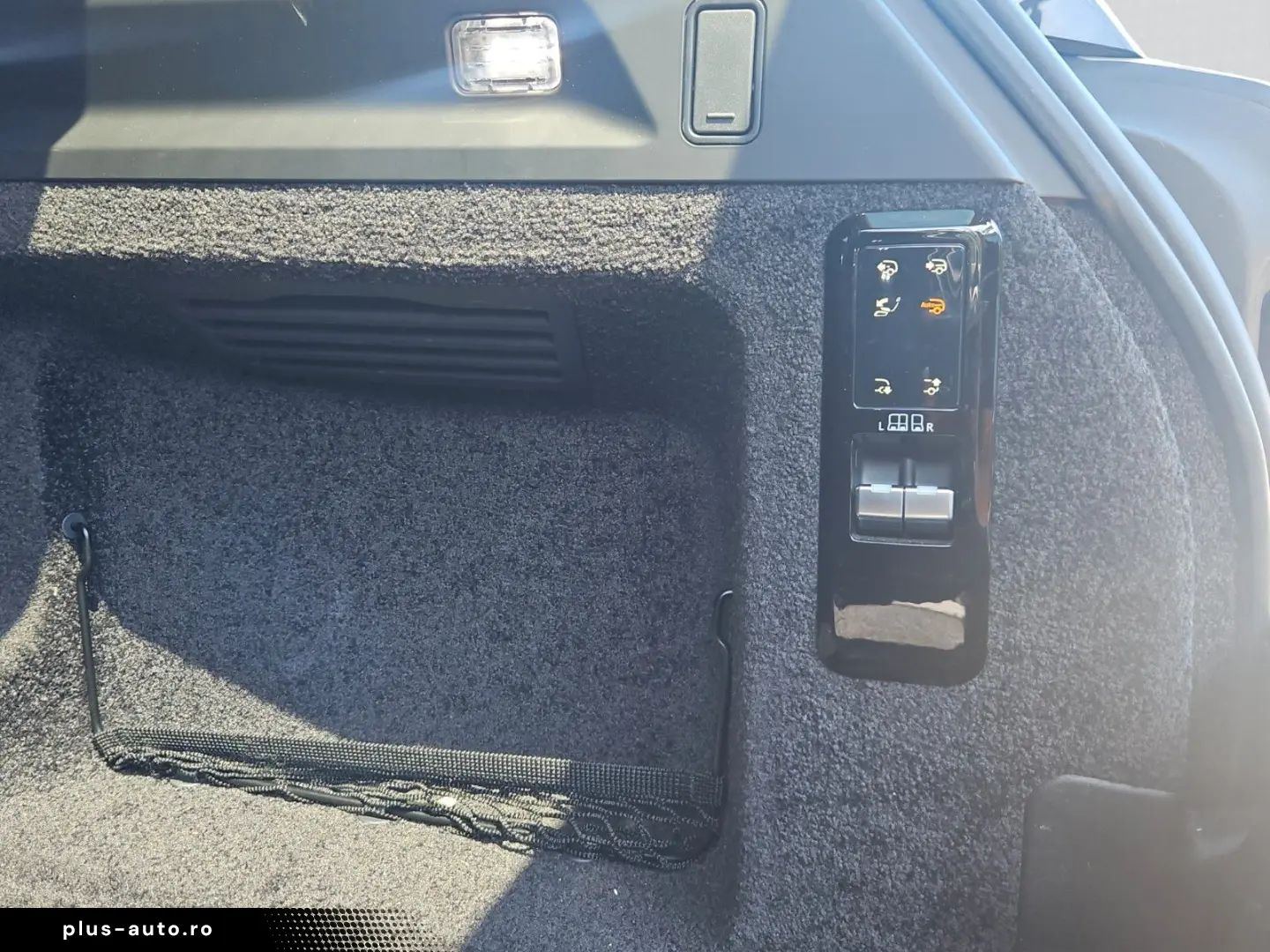 LAND ROVER Range Rover 4.4 P530 Autobiography