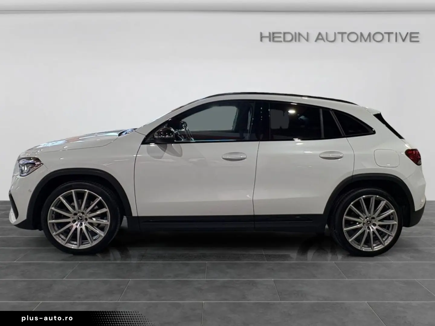 MERCEDES-BENZ GLA 200 AMG NIGHT KAM