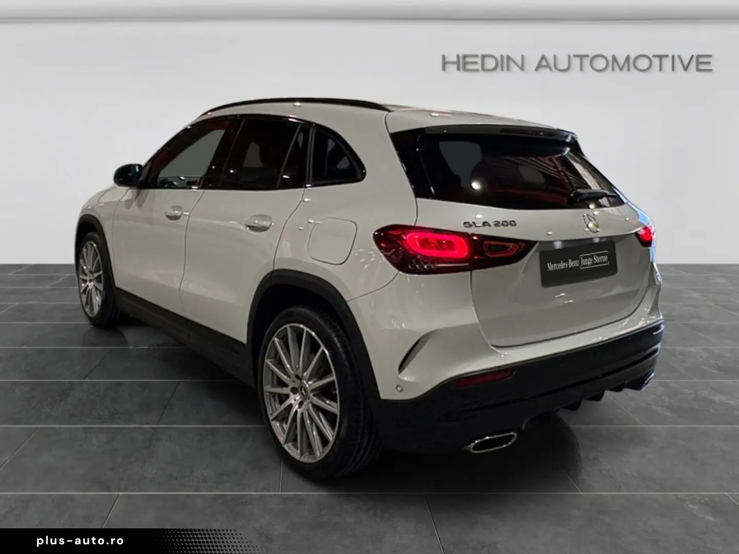 MERCEDES-BENZ GLA 200 AMG NIGHT KAM