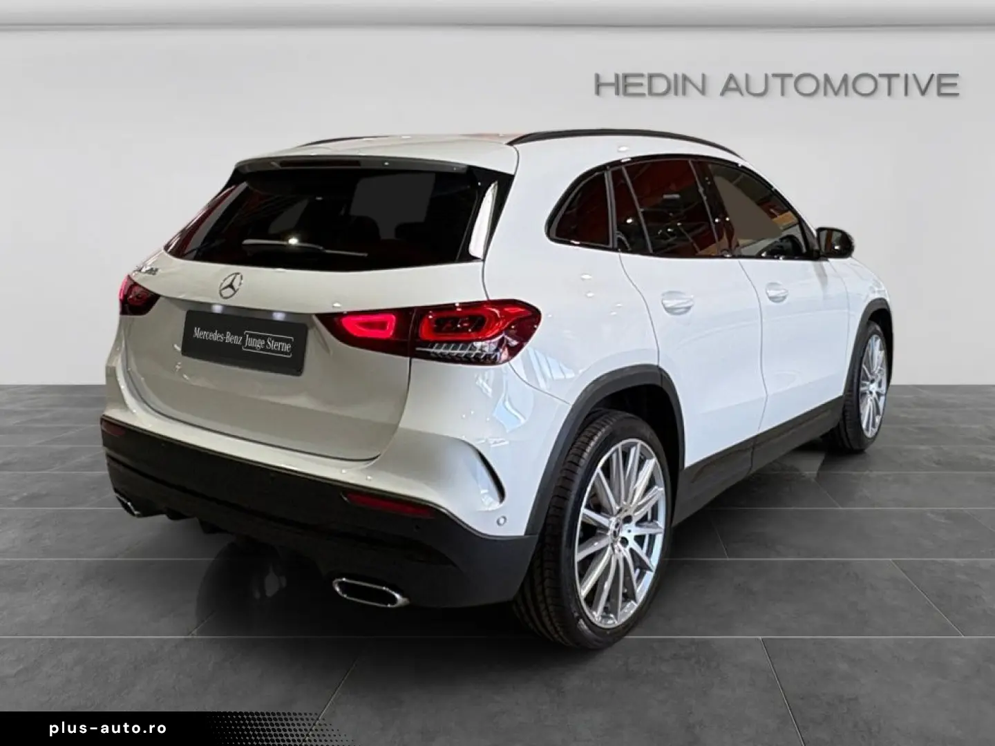MERCEDES-BENZ GLA 200 AMG NIGHT KAM
