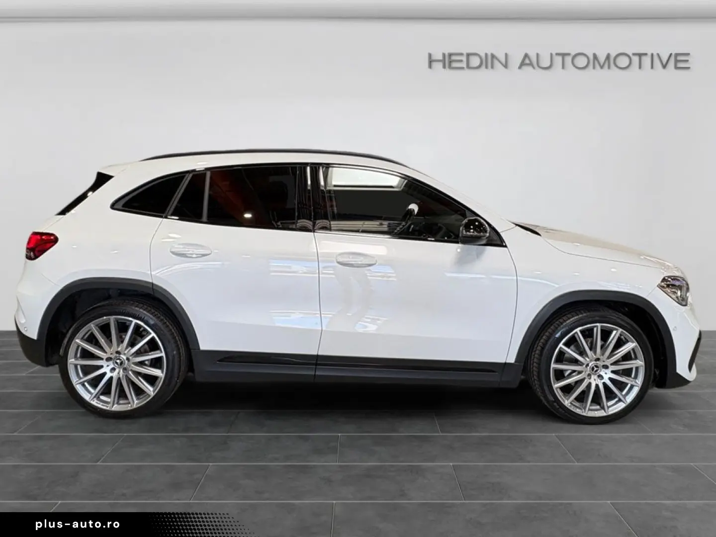 MERCEDES-BENZ GLA 200 AMG NIGHT KAM