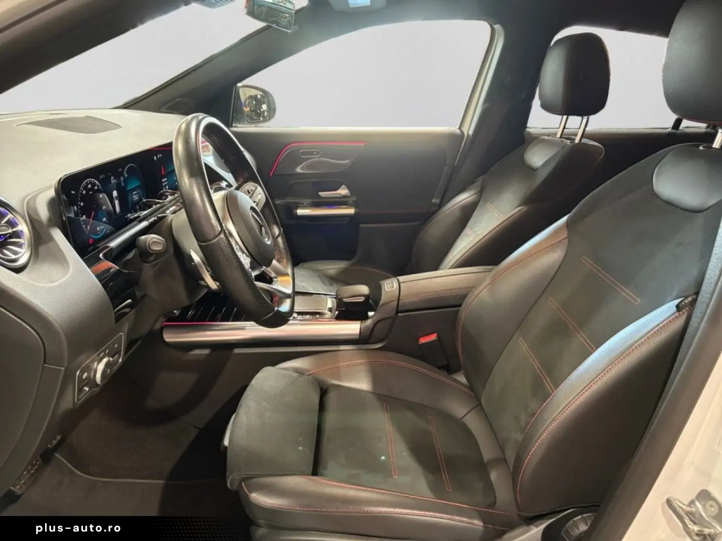 MERCEDES-BENZ GLA 200 AMG NIGHT KAM