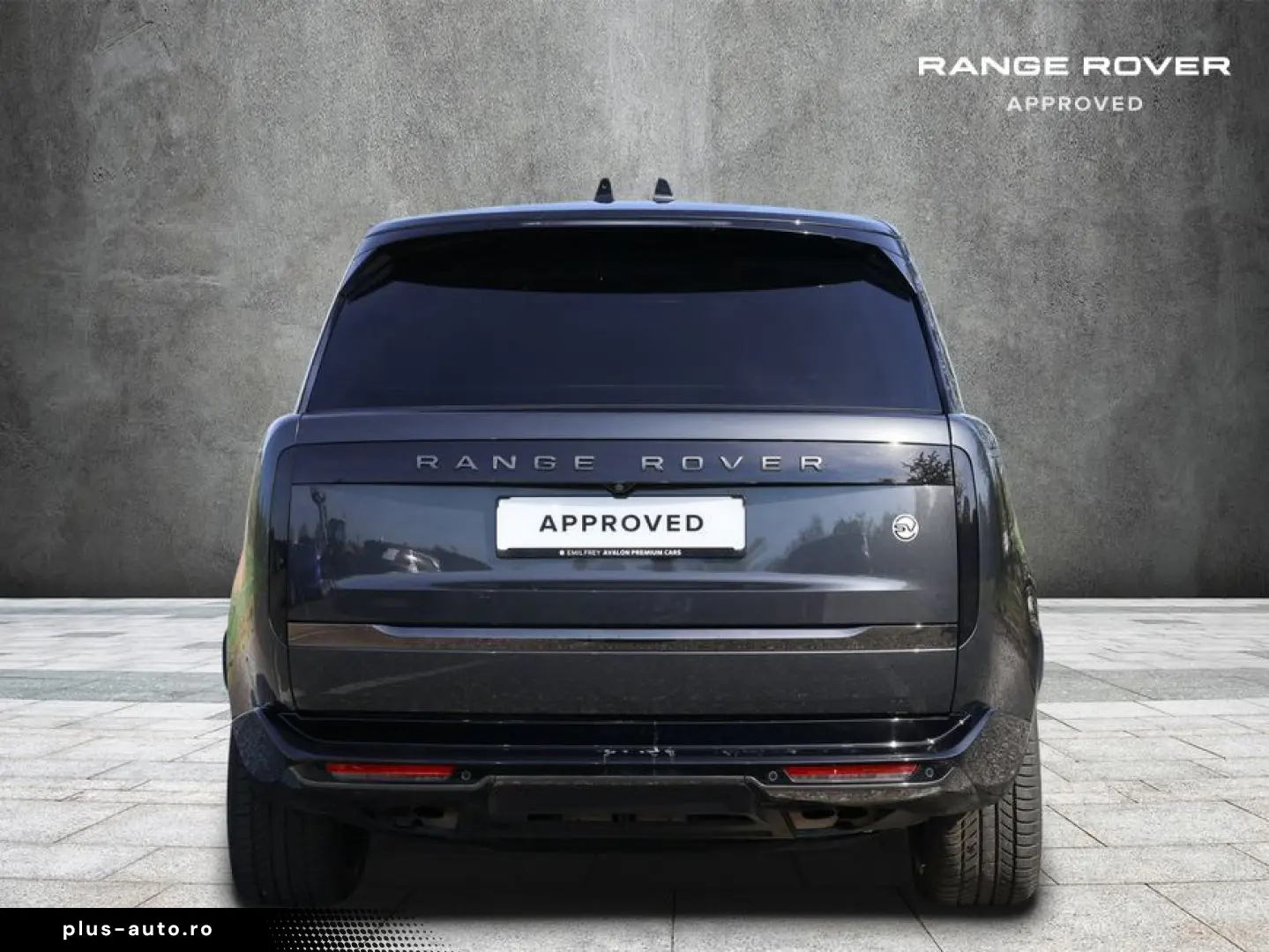 LAND ROVER Range Rover P530 SV