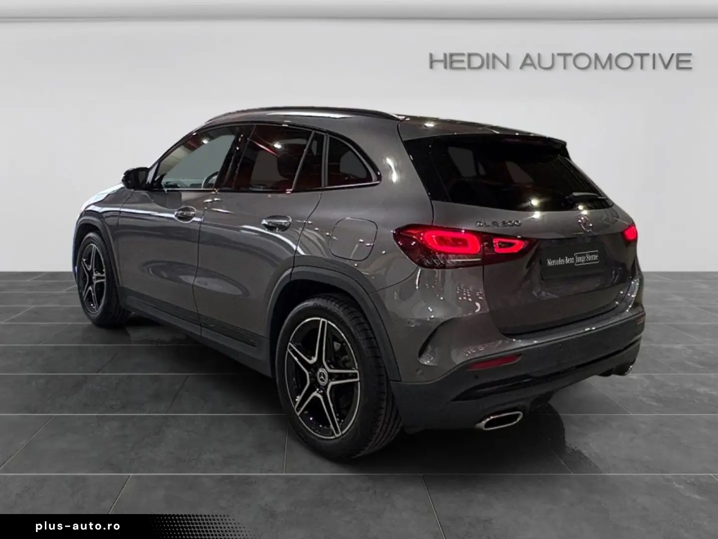 MERCEDES-BENZ GLA 200 AMG LED NIGHT AHK KAM