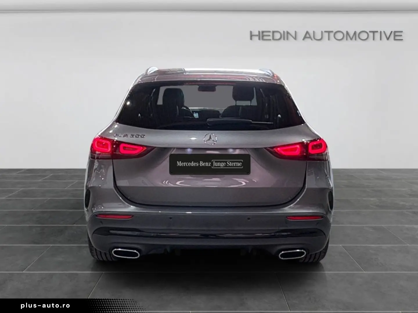 MERCEDES-BENZ GLA 200 AMG LED NIGHT AHK KAM