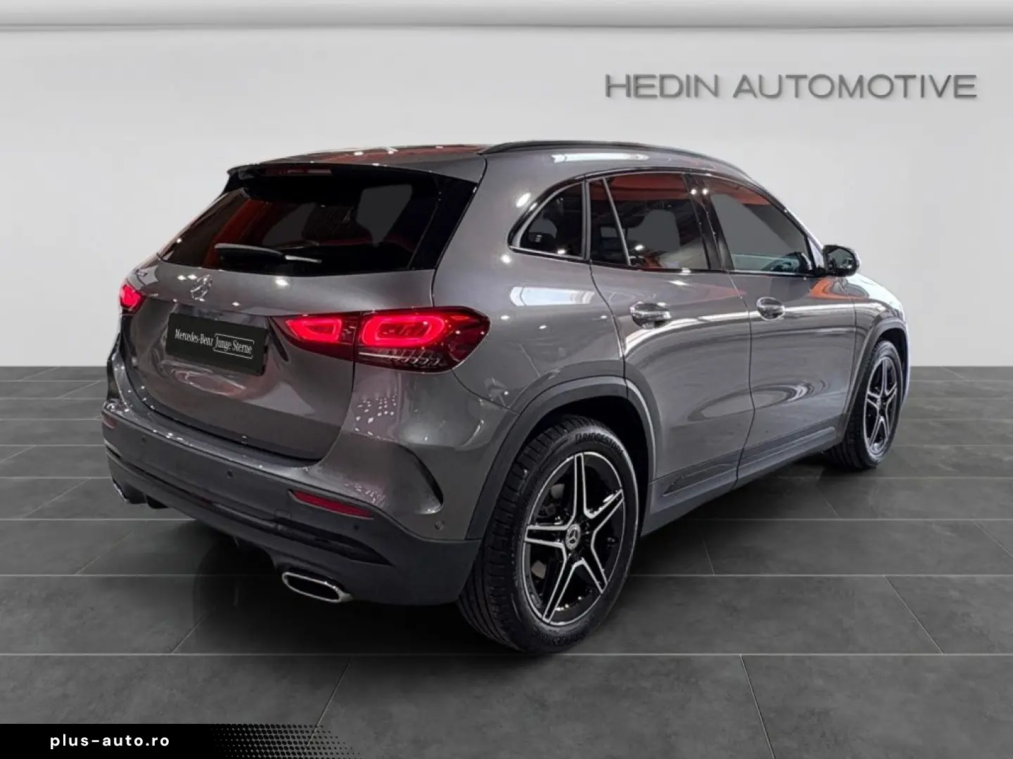 MERCEDES-BENZ GLA 200 AMG LED NIGHT AHK KAM