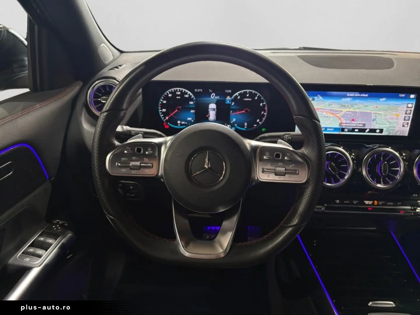 MERCEDES-BENZ GLA 200 AMG LED NIGHT AHK KAM